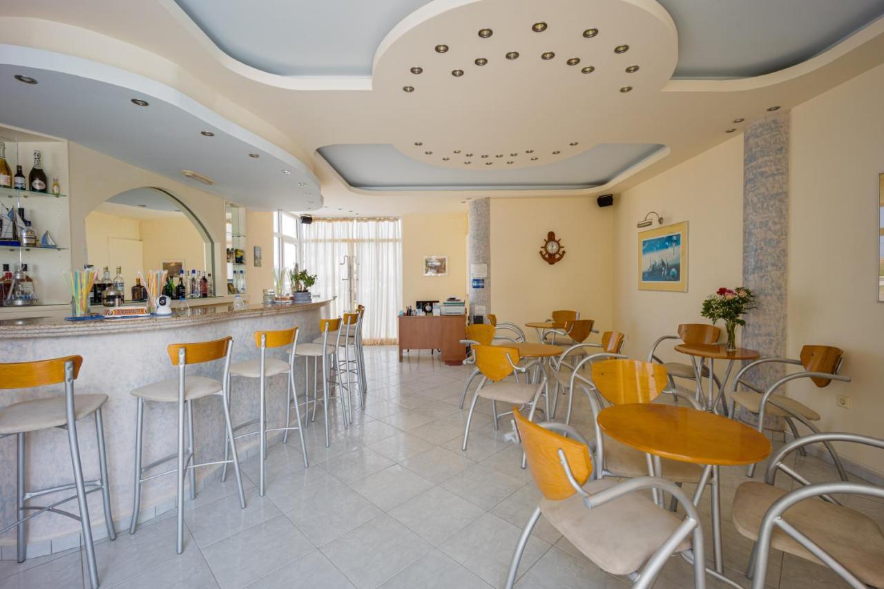 Cosmi Apts Gouves By Estia Buitenkant foto